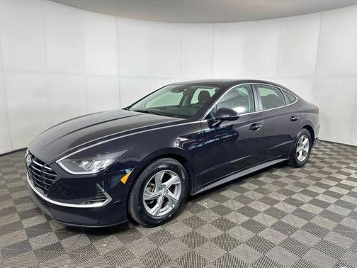 2023 Hyundai SONATA SE