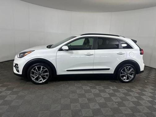 2022 Kia Niro Touring SE