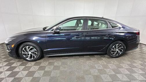 Oxford Blue 2022 Hyundai SONATA Hybrid Base
