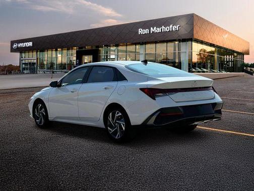 2025 Hyundai ELANTRA HEV Limited