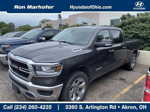 Granite Crystal Metallic Clearcoat 2019 RAM 1500 Big Horn