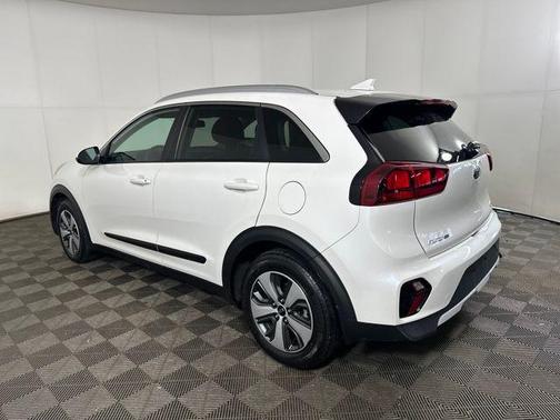 2021 Kia Niro LX