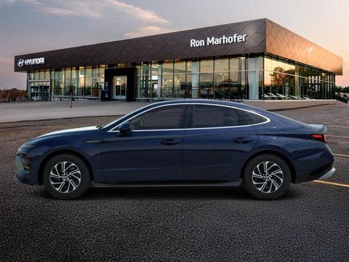 2026 Hyundai SONATA Hybrid Base