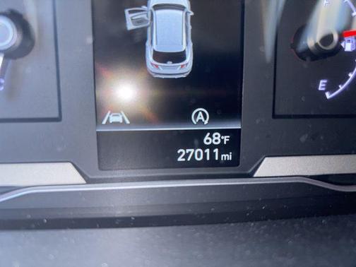 2023 Hyundai TUCSON SE