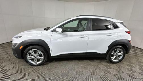Lunar White 2023 Hyundai KONA SEL