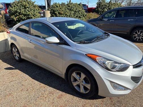 2013 Hyundai ELANTRA GS