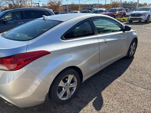 2013 Hyundai ELANTRA GS