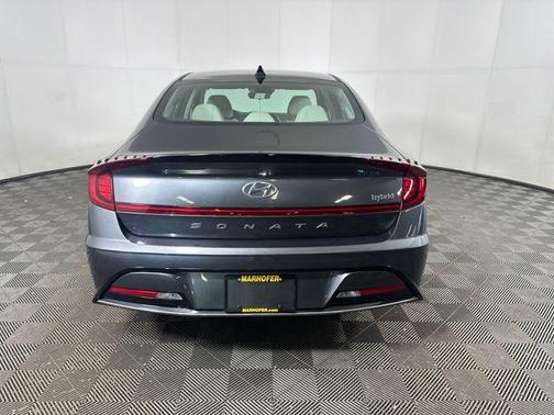 2023 Hyundai SONATA Hybrid SE