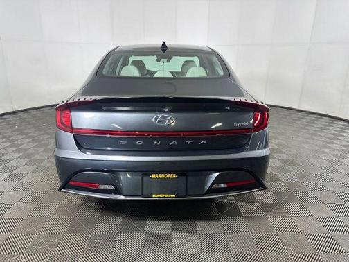 2023 Hyundai SONATA Hybrid SE