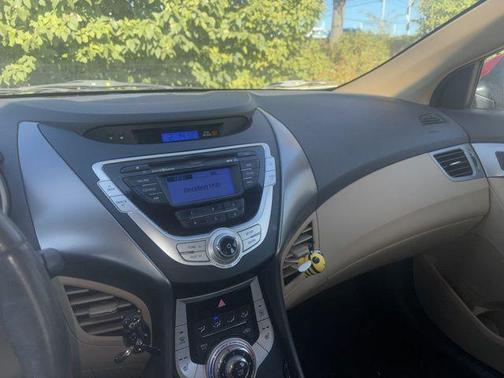 2011 Hyundai ELANTRA Limited