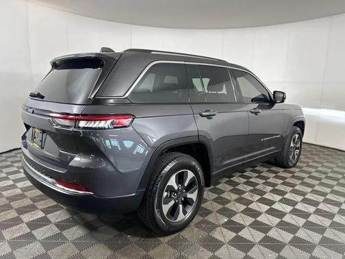 2023 Jeep Grand Cherokee 4xe Base
