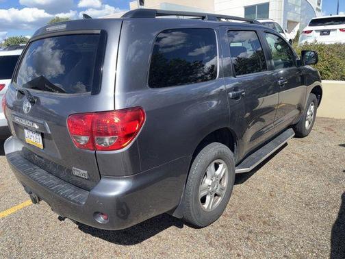 2015 Toyota Sequoia SR5