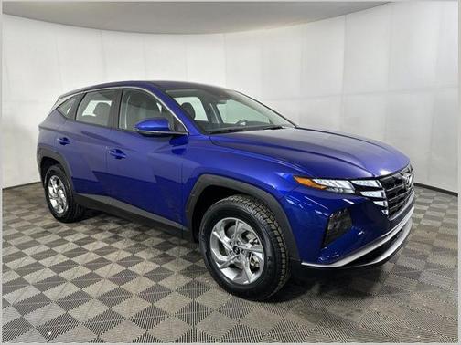 2023 Hyundai TUCSON SE