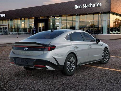 2026 Hyundai SONATA Hybrid SE