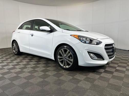 2016 Hyundai Elantra GT Base