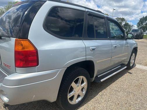 Silver 2008 GMC Envoy SLT