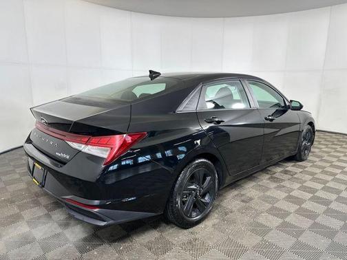 2022 Hyundai ELANTRA HEV Blue