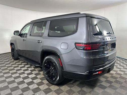 2024 Jeep Wagoneer Series II Carbide 4x4