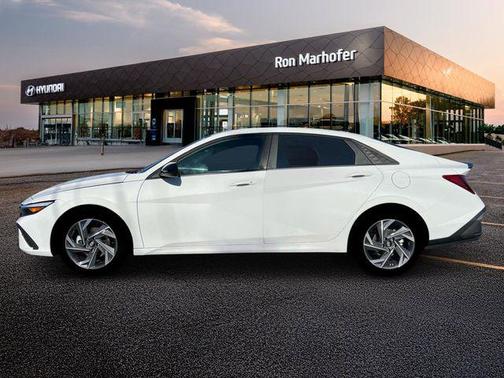 2025 Hyundai ELANTRA Sport