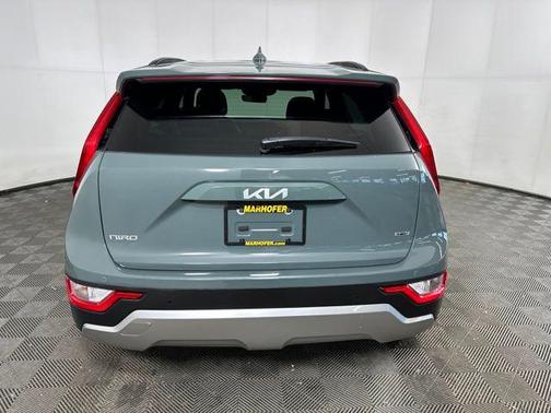 2024 Kia Niro EX