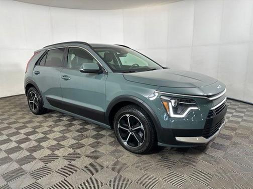 2024 Kia Niro EX