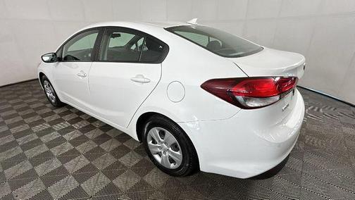 Clear White 2018 Kia Forte LX