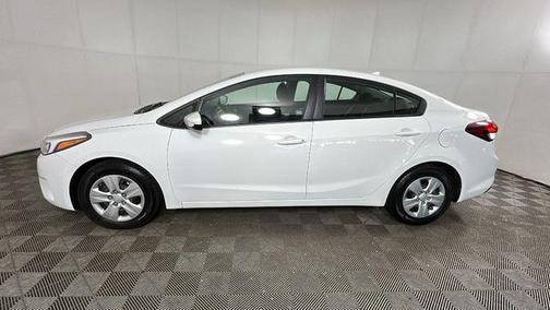 Clear White 2018 Kia Forte LX