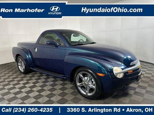 2005 Chevrolet SSR Base