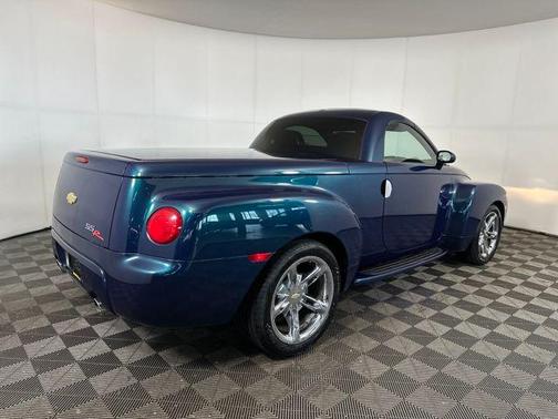 2005 Chevrolet SSR Base