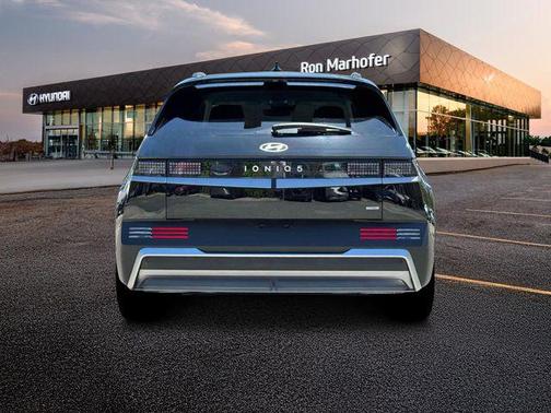 2025 Hyundai IONIQ 5 SEL