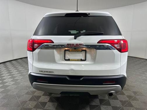 2017 GMC Acadia SLE-1