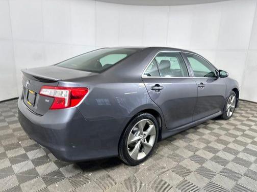 2014 Toyota Camry SE Sport
