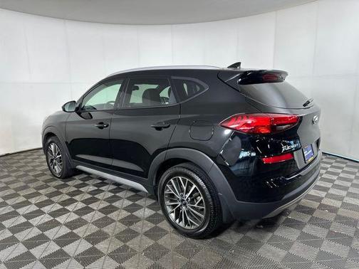 2021 Hyundai TUCSON SEL