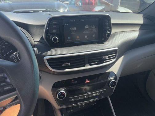 2021 Hyundai TUCSON SEL