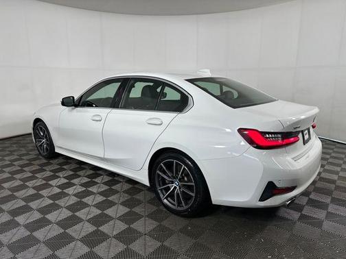 2021 BMW 330 xDrive