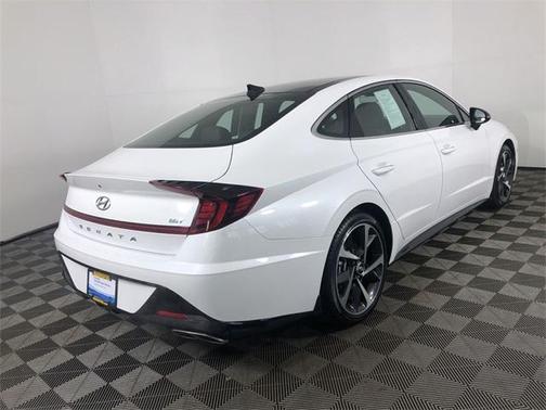 2022 Hyundai SONATA SEL Plus