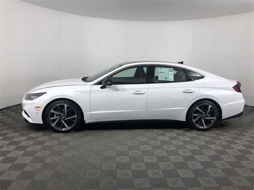 2022 Hyundai SONATA SEL Plus