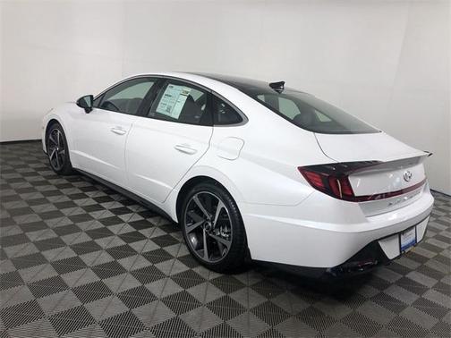 2022 Hyundai SONATA SEL Plus