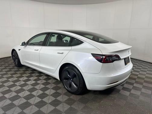2020 Tesla Model 3 Standard Range Plus