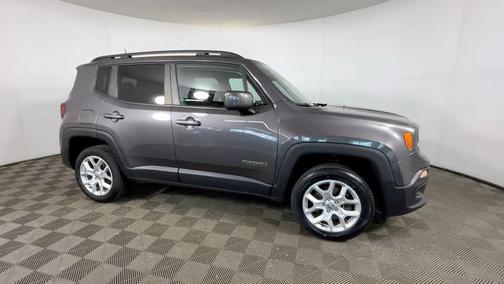 Granite Crystal Metallic Clearcoat 2018 Jeep Renegade Latitude