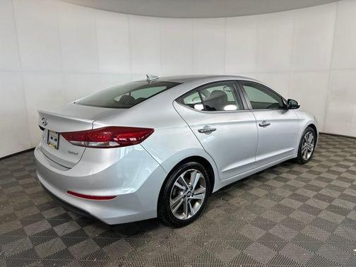 2017 Hyundai ELANTRA Limited