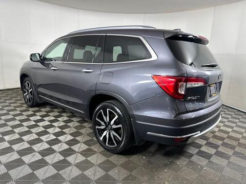2019 Honda Pilot Touring 8-Passenger