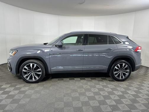 2022 Volkswagen Atlas Cross Sport 3.6L V6 SEL Premium R-Line