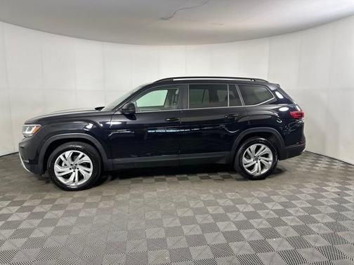 2022 Volkswagen Atlas 3.6L SE w/Technology