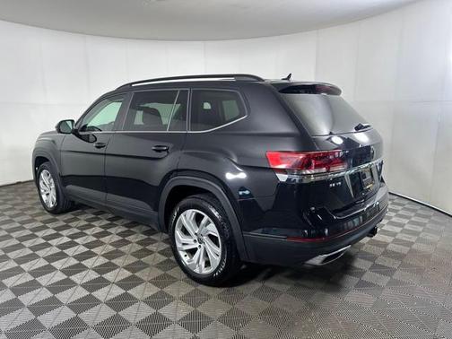 2022 Volkswagen Atlas 3.6L SE w/Technology