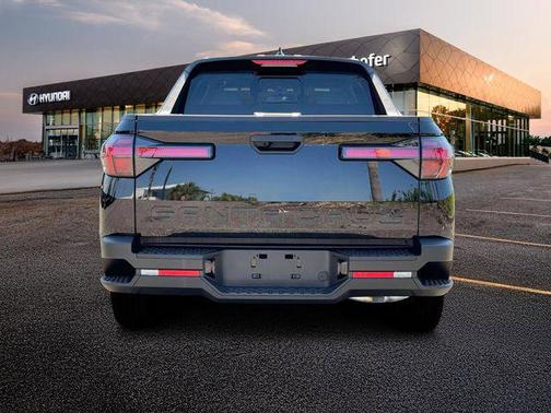 2025 Hyundai SANTA CRUZ SEL Activity