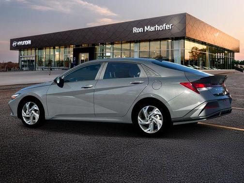 2025 Hyundai ELANTRA Sport