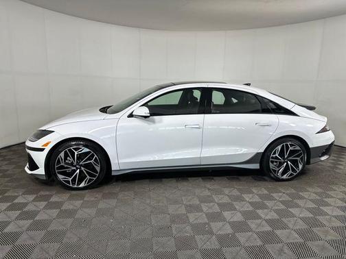 2024 Hyundai IONIQ 6 Limited