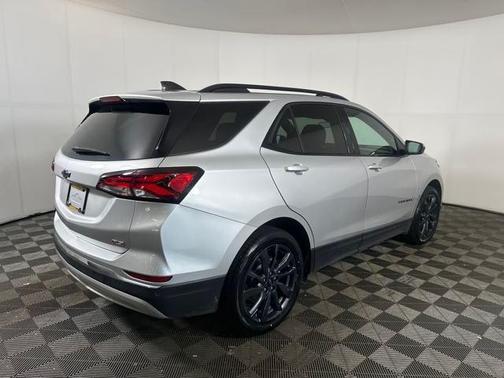 2022 Chevrolet Equinox FWD RS