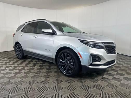 2022 Chevrolet Equinox FWD RS